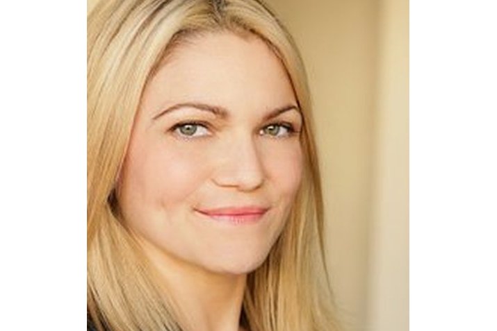  p>lori martini,演员,2014年参演电影《鲨卷风2》. /p>