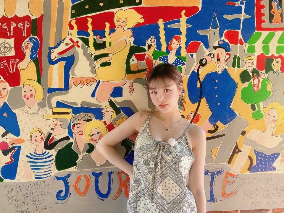 徐穗珍( ,seo soojin ),1998年3月9日出生于韩国京畿道华