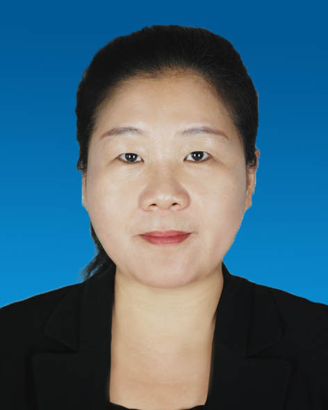 黄莹