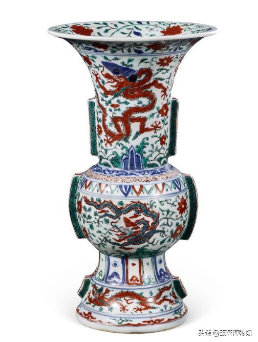 历朝瓷器连载30多年不上朝的皇帝，万历瓷器竟然如此巧丽奢华_
