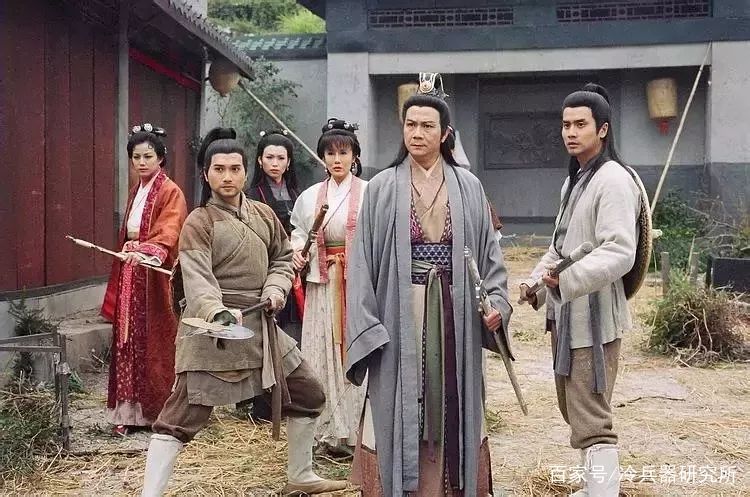 三“新”与二“义”：追忆金庸先生的武侠与江湖！_百科TA说