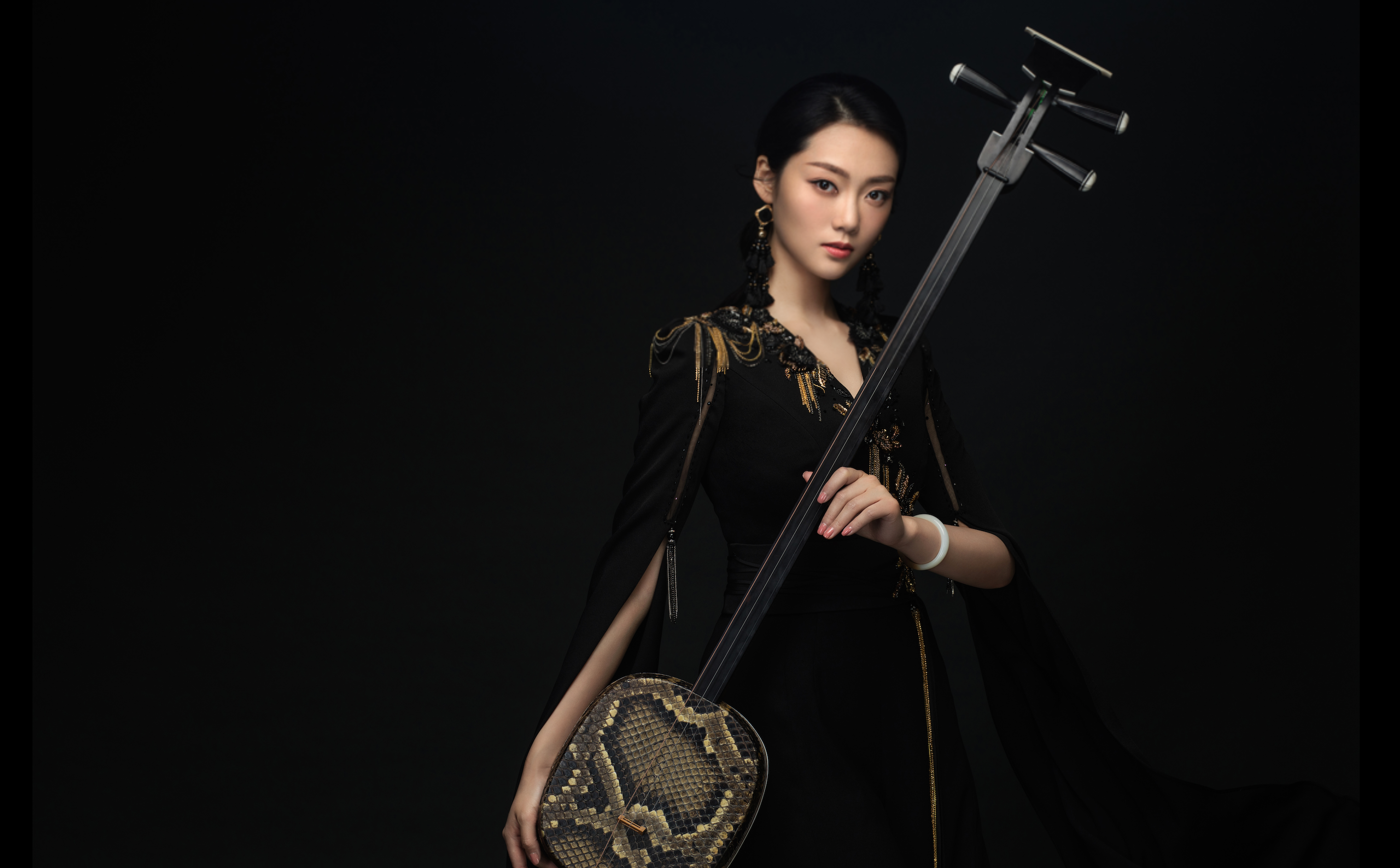  p data-id="2eqwuaexxhv">商钟元,中国三弦演奏者, span class="ref"