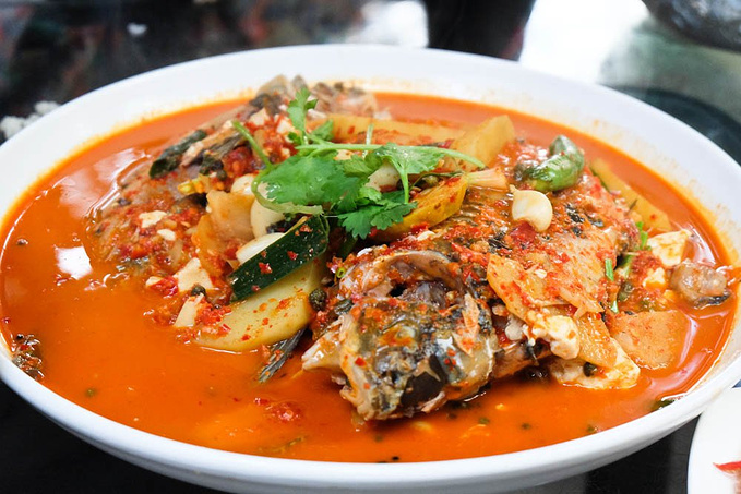  p data-id="gnb9i7dlpe">云南大理木瓜鱼是以青鱼,云南酸木瓜为主材