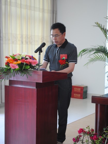 1967年9月出生,大学学历,湄洲岛党工委群团工作部部长,莆田市秀屿区第