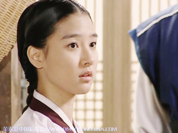 恩(         ,kim so eun),1989年9月6日出生于韩国京畿道,韩国女演员