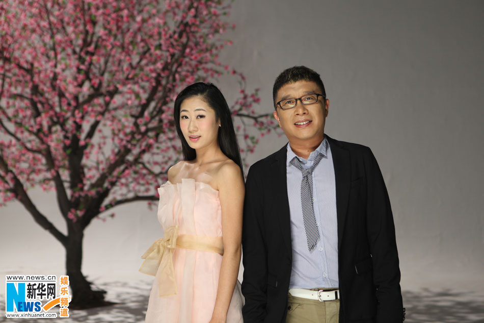 庞龙 /a>和 a target="_blank" href="/item/迟云">迟云 /a>在2012年