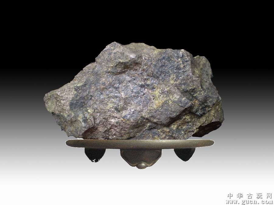  p>黑铜矿(tenorite),化学式为cuo,是一种 a href="#" data-lemmaid="