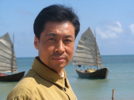 《解放海南岛》龙沐春饰邓华3