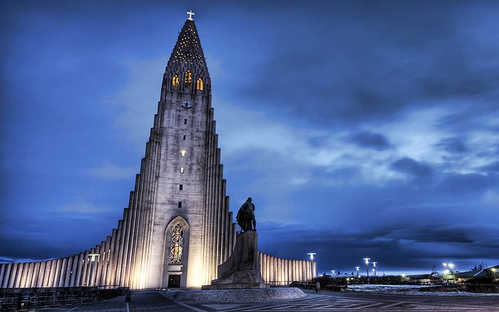 hallgrimskirkja)是位于 a target="_blank" href="/item/冰岛/26889"