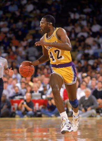  p>詹姆斯·沃西(james worthy),1961年2月27日出生于美国 a href="#"