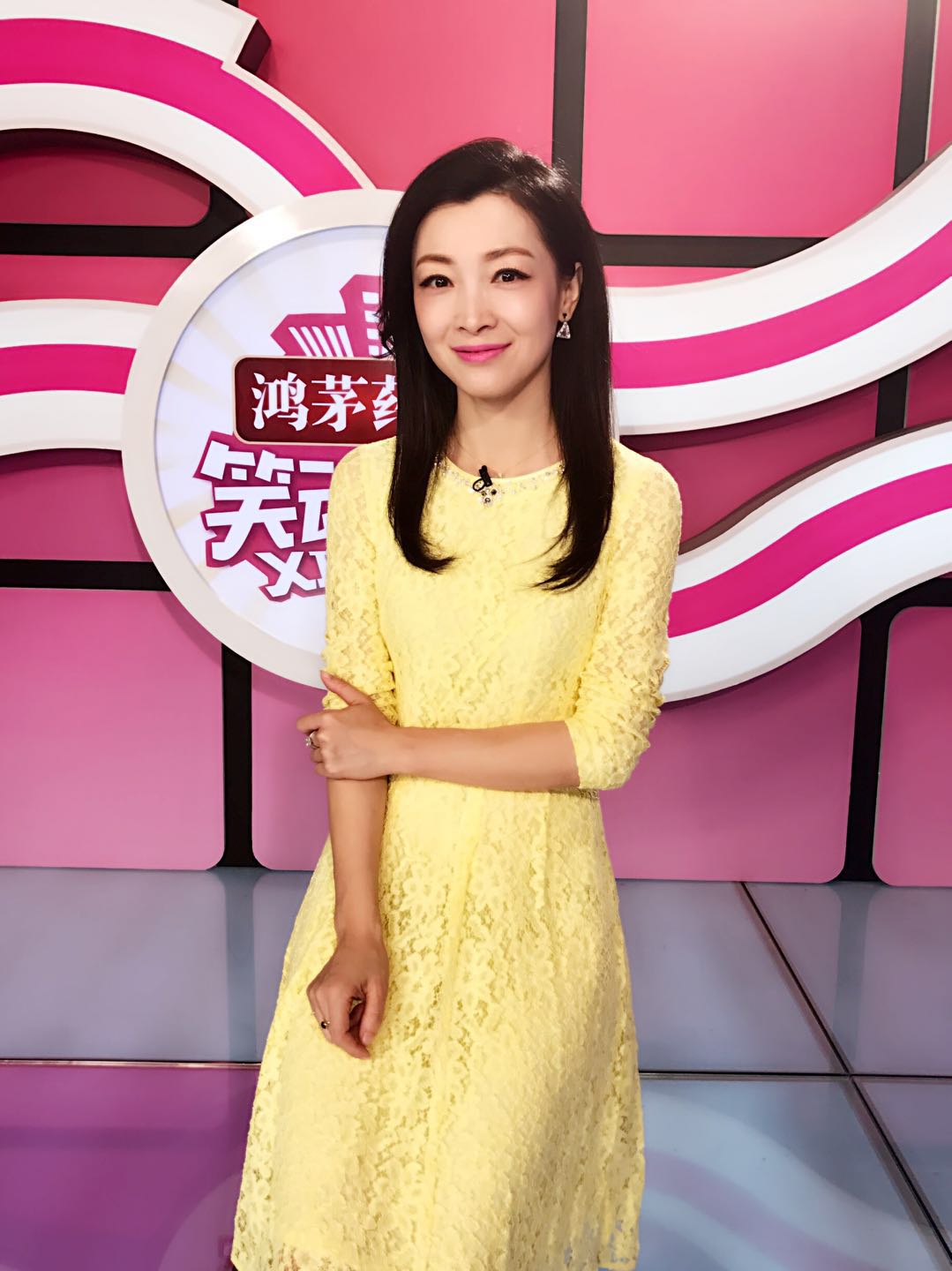  p data-id="gnwq8sxmfg">龚宁,北京广播电视台主持人,曾主持《mtv