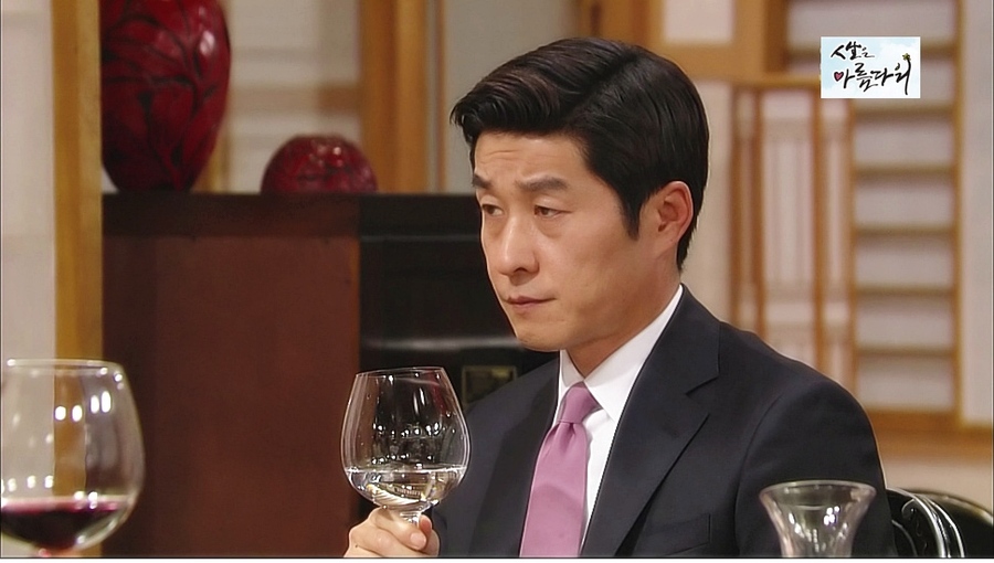  p>金相中(         ),1965年8月6日出生于首尔,毕业于 a target="