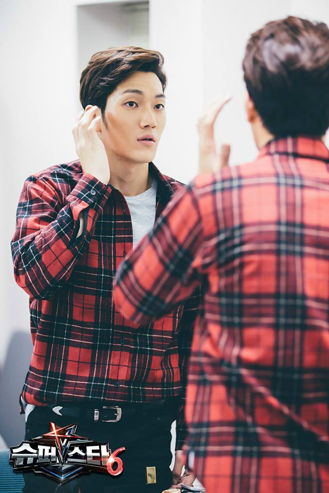 2011年出道的solo歌手,出道曲《傻瓜一样又哭了》.