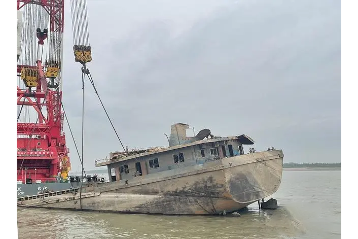  p>二航9566是长江中游历史碍航沉船. /p>