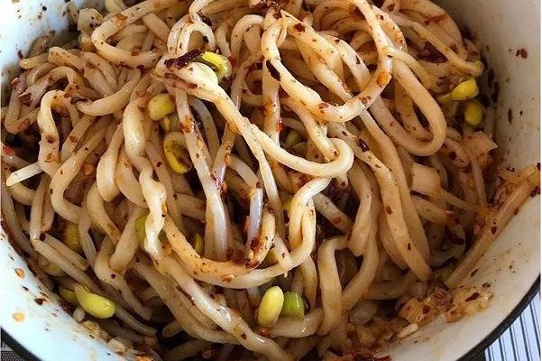  p>涡阳干扣面是安徽省 a target="_blank" href="/item/亳州市