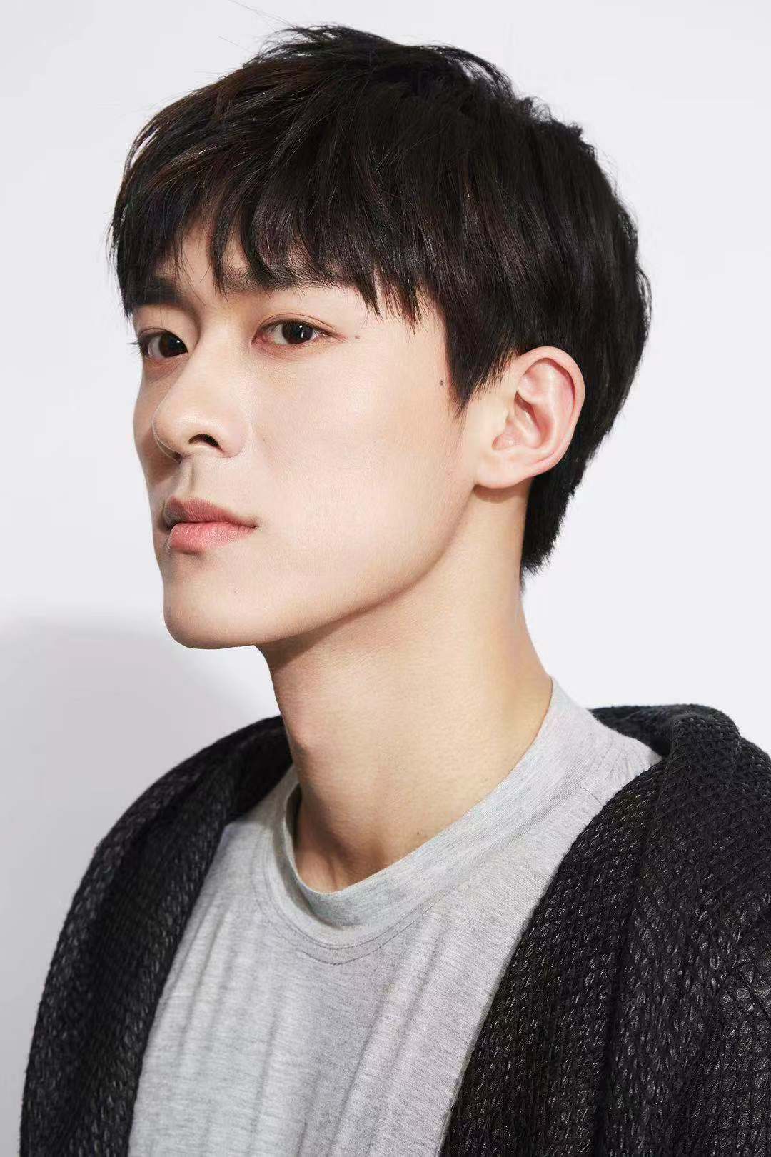  p data-id="gnwiei4yrv">孙晨竣(kendrick),199