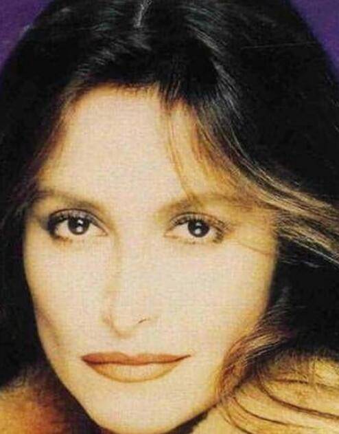 Daniela Romo_百度百科