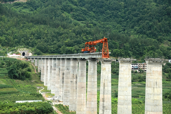 渝怀铁路重庆至涪陵段复线
