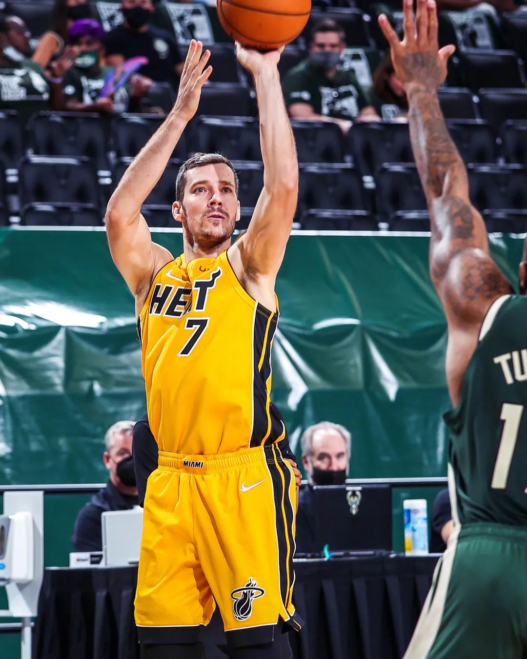  p>戈兰·德拉季奇(goran dragic),1986年5月6日出生于 a target="