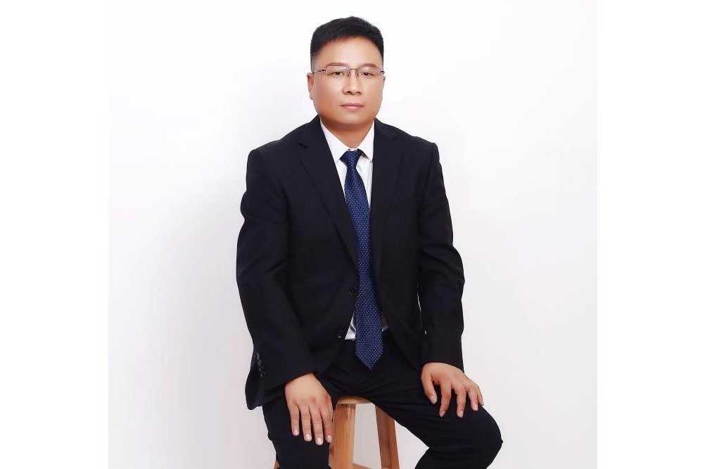 李东海