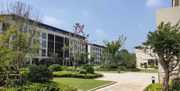 安徽师范大学附属萧县绿城学校