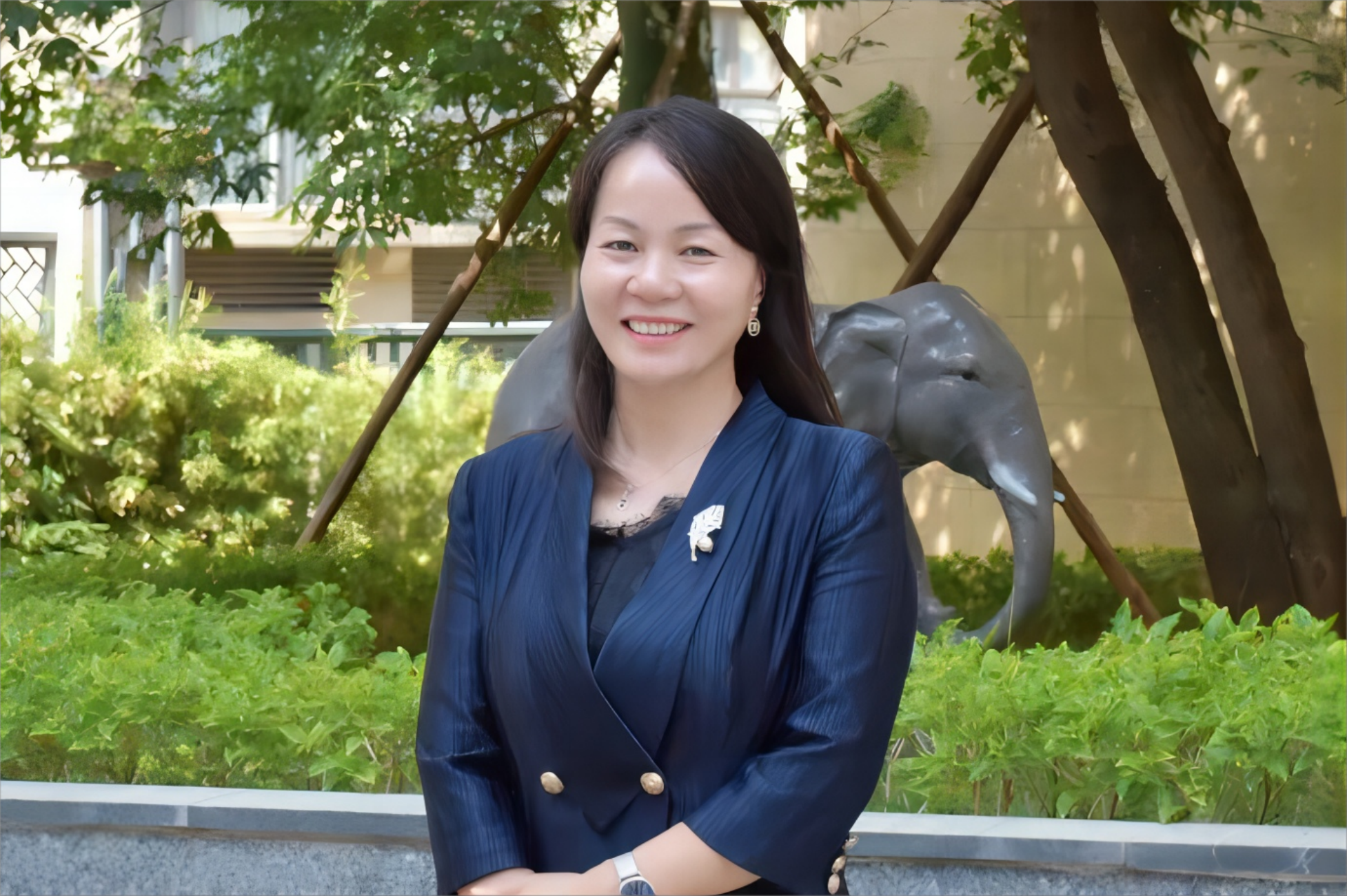 何小霞