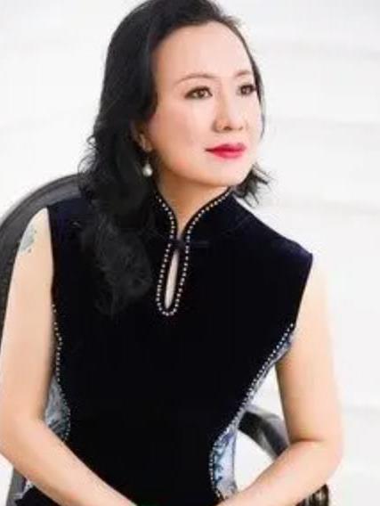  p>歌手徐一鸣,原名徐志强,于2011年签约孔雀廊唱片