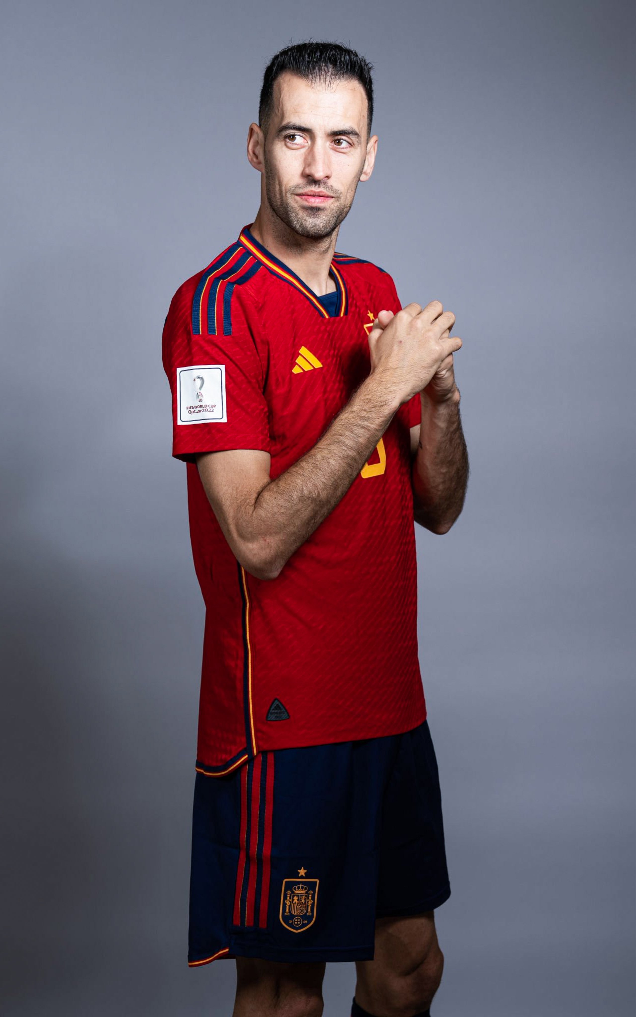  p data-id="gntjrh6ins">塞尔吉奥·布斯克茨(sergio busquets),全名
