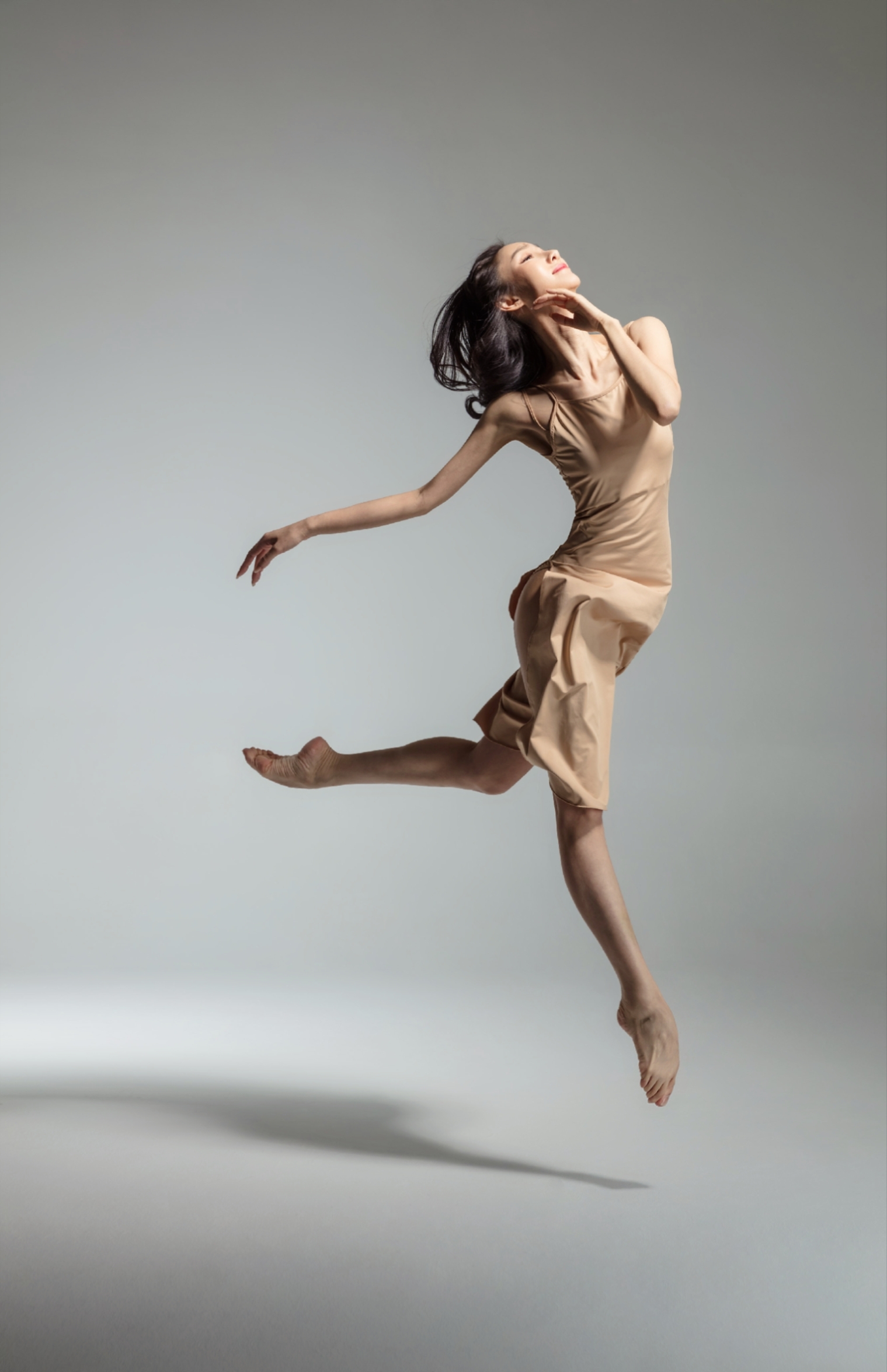  p data-id="gnb6ra5sm3">刘娴娴,女,中国青年舞蹈家,毕业于解放军