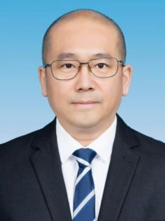  p data-id="sn1uahkou9ne">李国庆,男,汉族,1966年10月生,河南宝丰人