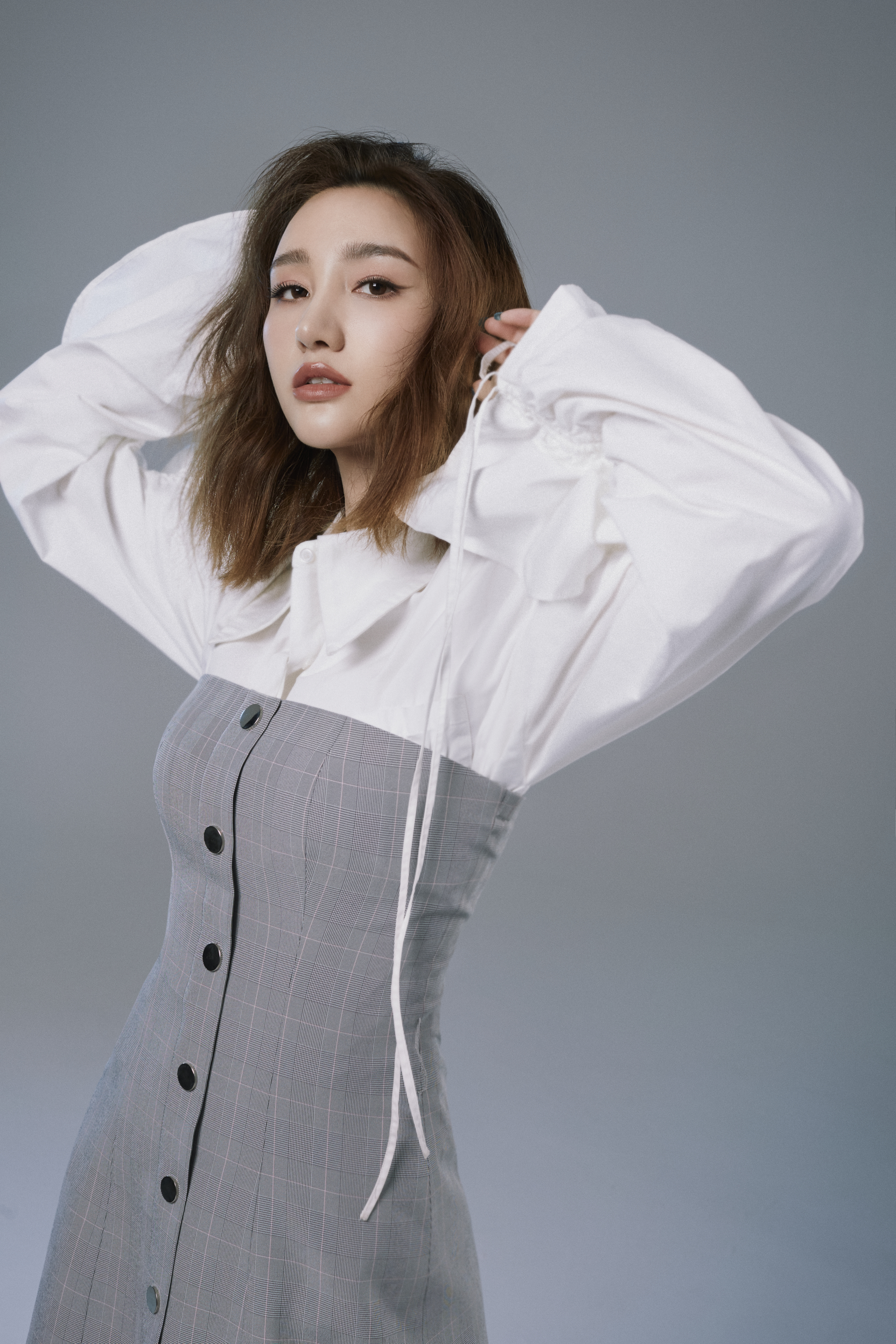  p>楼佳悦,1993年9月19日出生于浙江省杭州市,毕业于 a target="