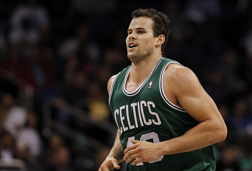  p>克里斯·亨弗里斯(kris humphries),1985年2月6日出生于 a href="