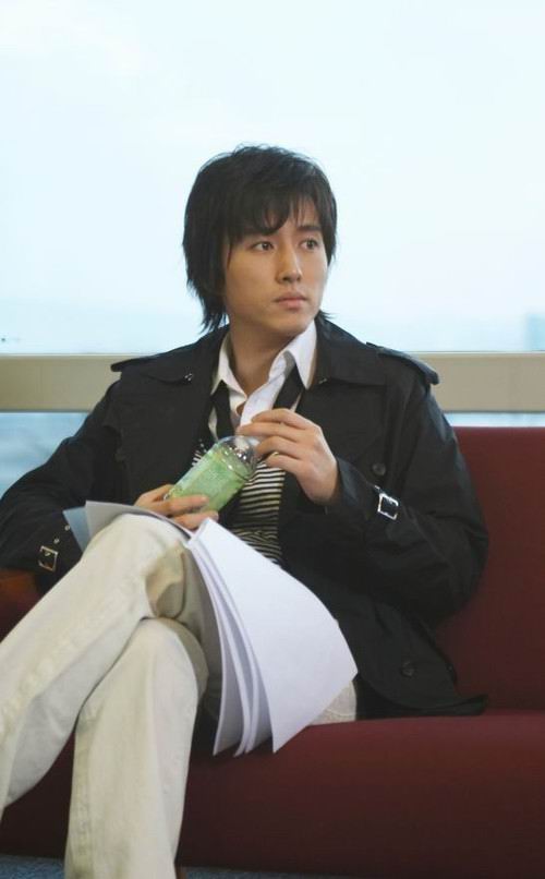  p data-id="gnx6o7f6zr">杨镇宇,男,1988年的