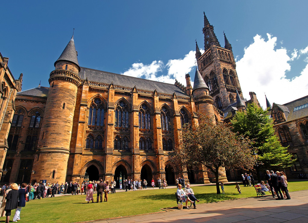  p>格拉斯哥大学(university of glasgow),始建于1451年,英国顶尖学府