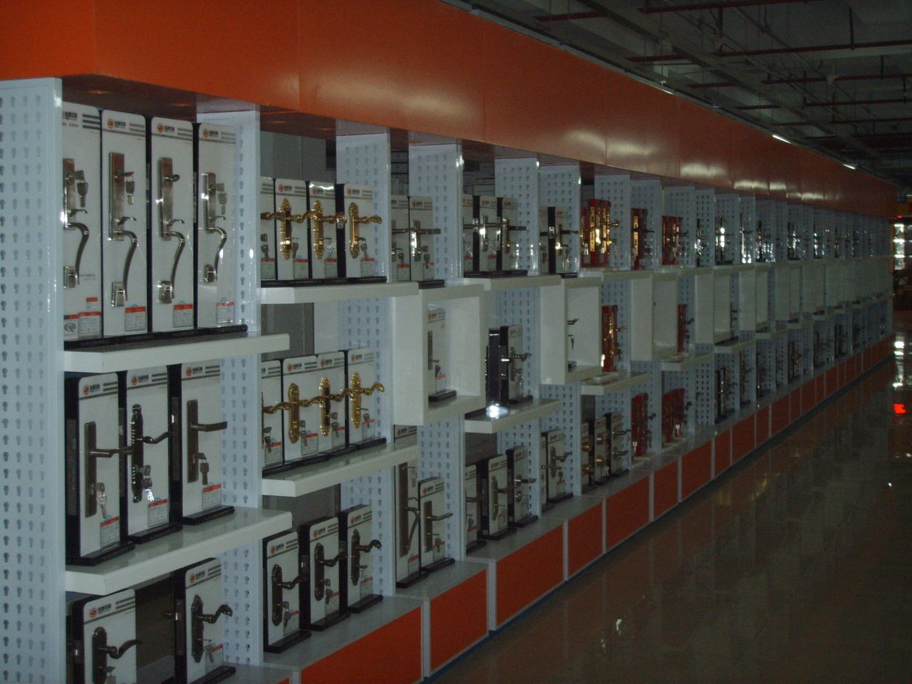 东琳五金批发市场