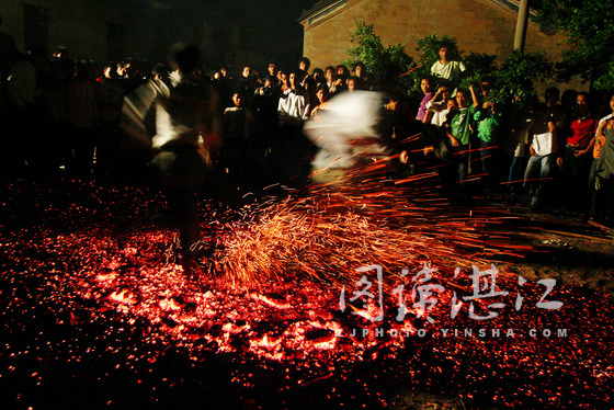  p data-id="gnb68brpmx">东岸村,是湛江市麻章区太平镇下辖的其中一