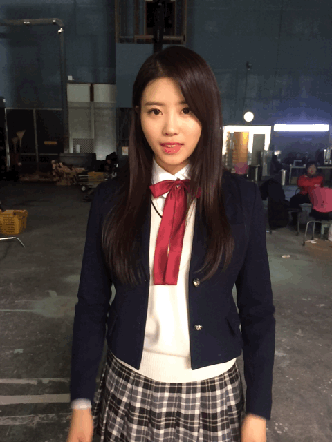 ">李美珠(lee mijoo),1994年9月23日出生于忠清北道沃川郡,韩国女歌手