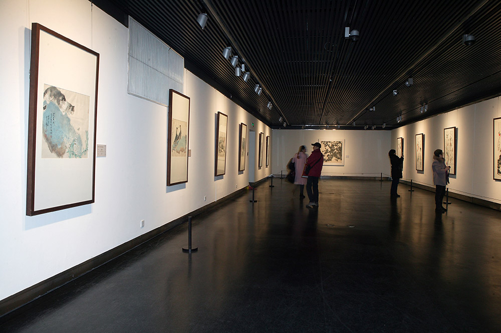 data-lemmaid="2051429">中国美术家协会 /a>会员,民盟中央美术院理事