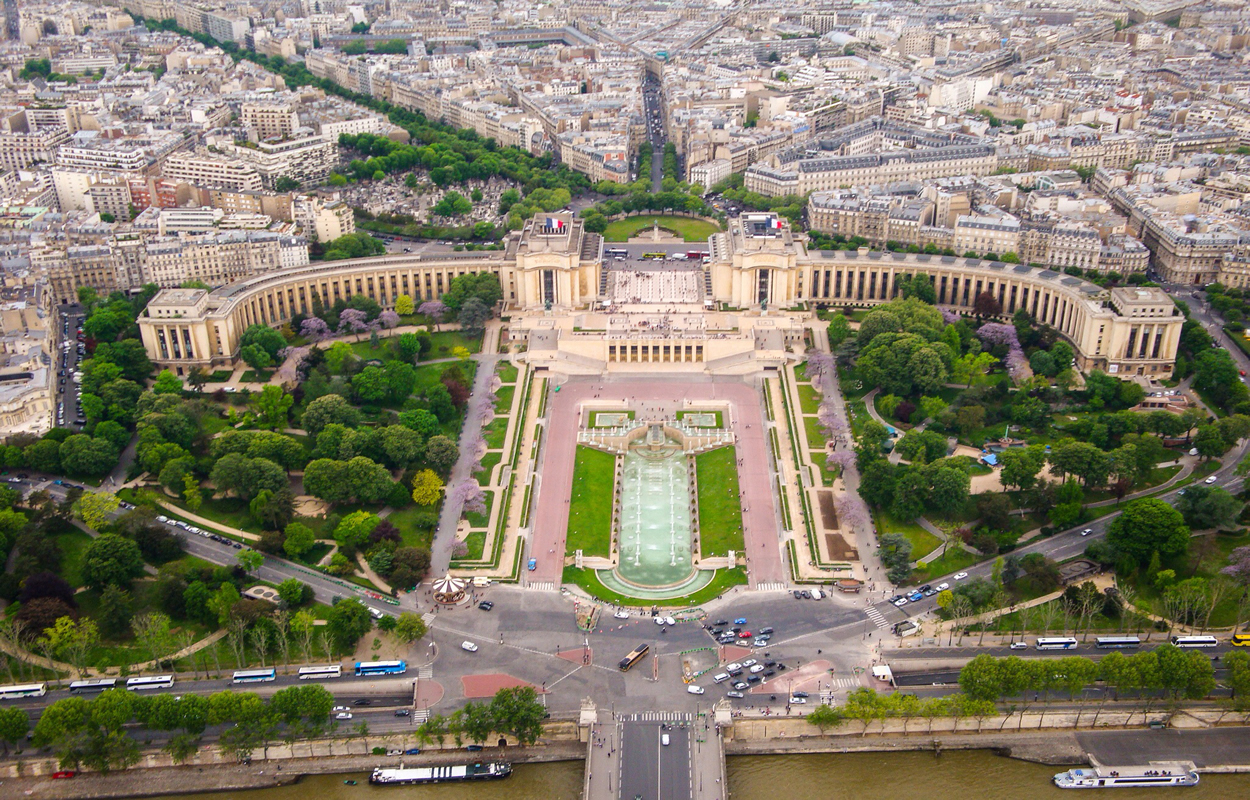  /p> p>又翻译为:夏乐宫;夏佑宫. /p>