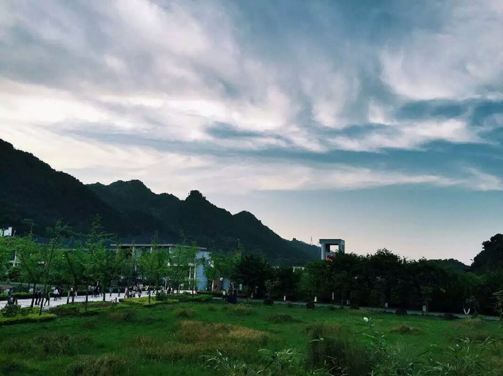 四川外国语大学