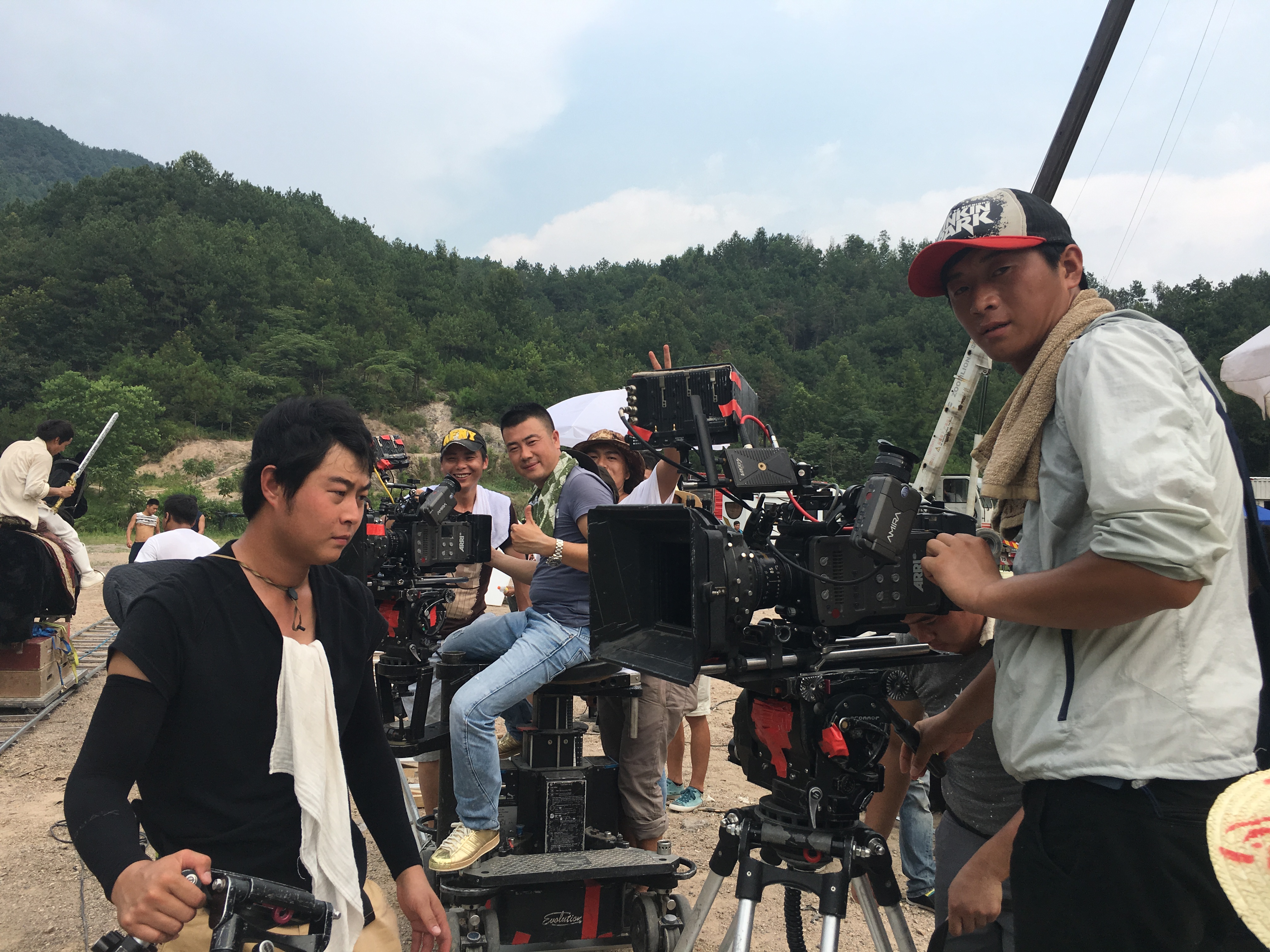  p>姚杰,生于内蒙古自治区,现居北京,中国内地摄影师. /p>