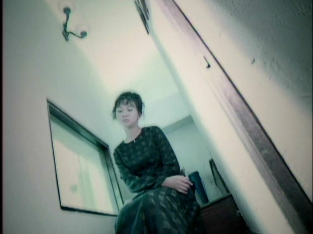  p>《天使在夜里哭》是由 a target="_blank" href="/item/卓依婷