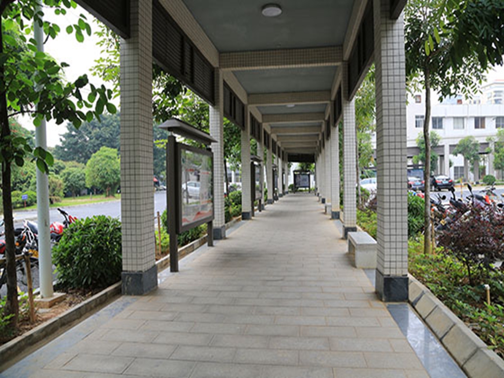  p>东莞市东坑医院位于广东省东莞市东坑镇沿河西路41号,始建于1958年