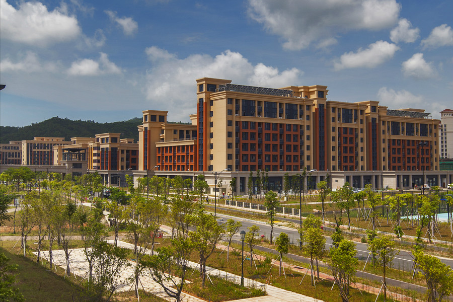 澳门大学