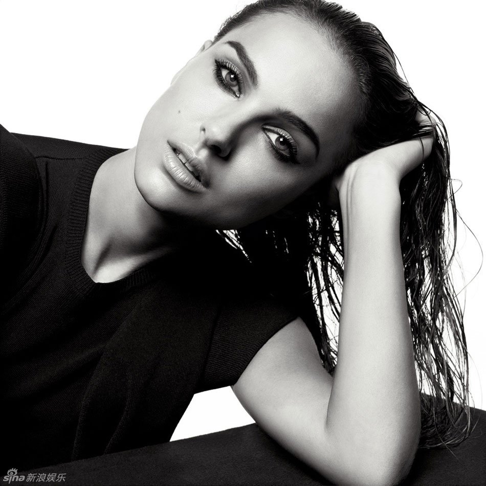  p>娜塔莉·波特曼,1981年6月9日出生于 a target="_blank" href="