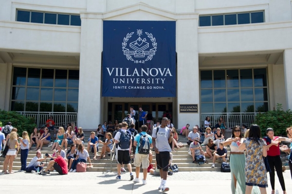  p>维拉诺瓦大学(villanova university)成立于1842年,是位于美国宾夕
