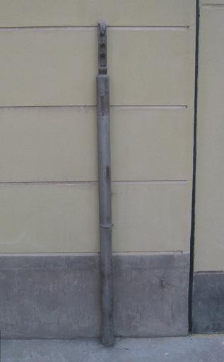 作用是可将 a target="_blank" href="/item/避雷">避雷 /a>引下线与 