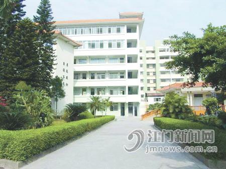  p>"梁启超纪念中学"是广东省一级学校,全国航天特色学校,"全国少年