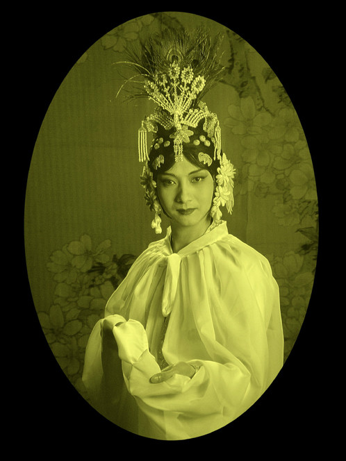  p>《荀慧生》是由中央电视台影视部,河北电视台,河北颐新文化艺术