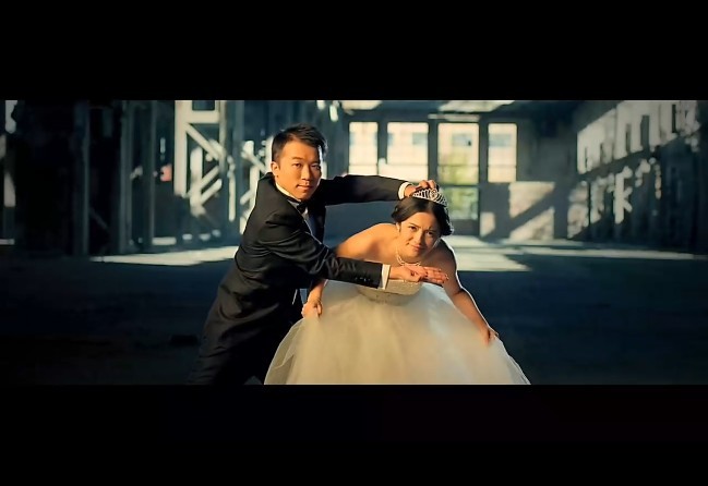 a>之婚纱照》是由 a href="#" data-lemmaid="677488">卢正雨 /a>导演